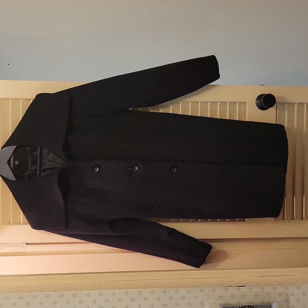 Long, black wool coat in Medium by Madison
